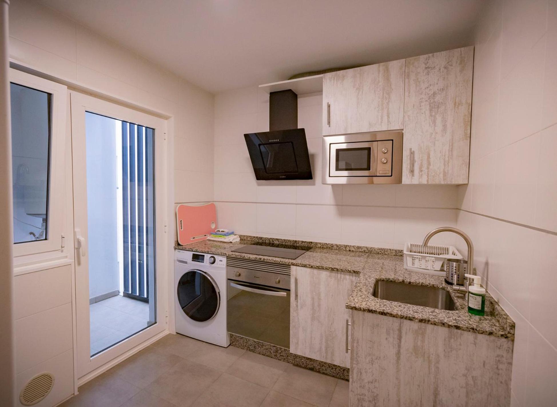 Area Suites Jove Екстериор снимка